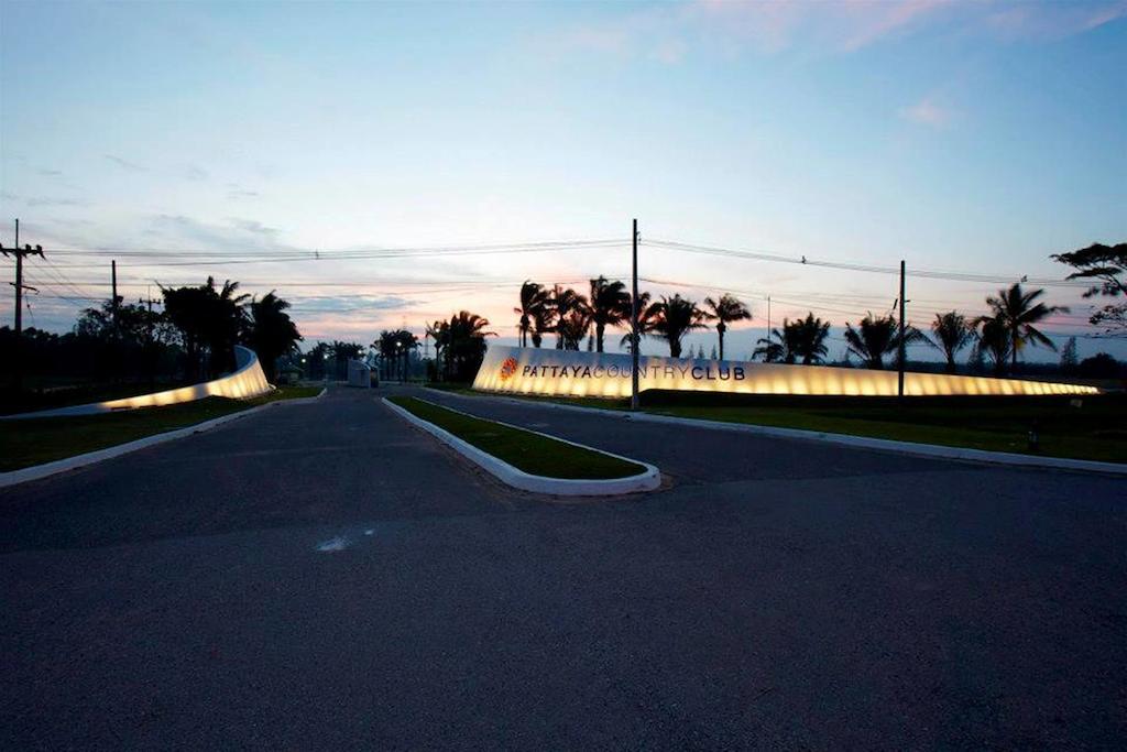 Pattaya Country Club & Resort Ban Pong  Exterior photo
